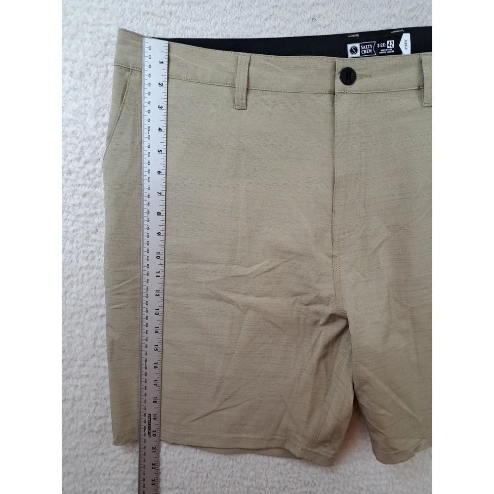 Salty Crew Shorts Men's 42 Tan Hybrid Performance Cargo Stretch Chino 8" Inseam - Picture 9 of 11